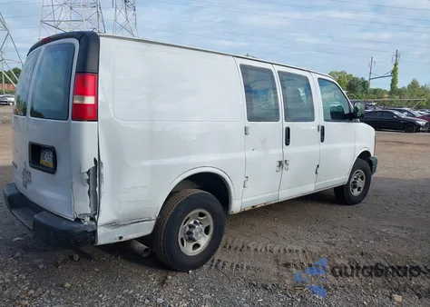2008 Chevrolet Express Work Van из США, поврежденный, VIN 1GCGG25C381215354